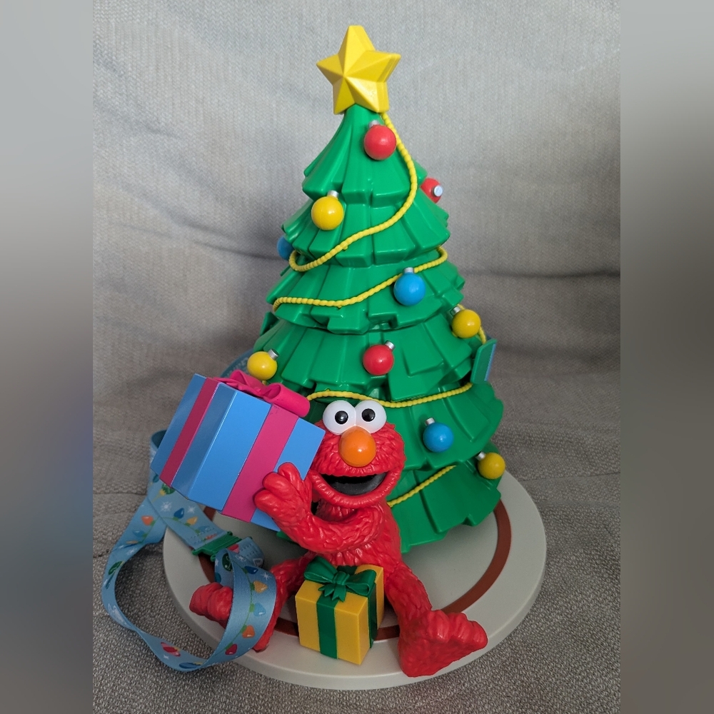 Sesame Street/Busch Gardens Elmo Christmas Tree Bucket